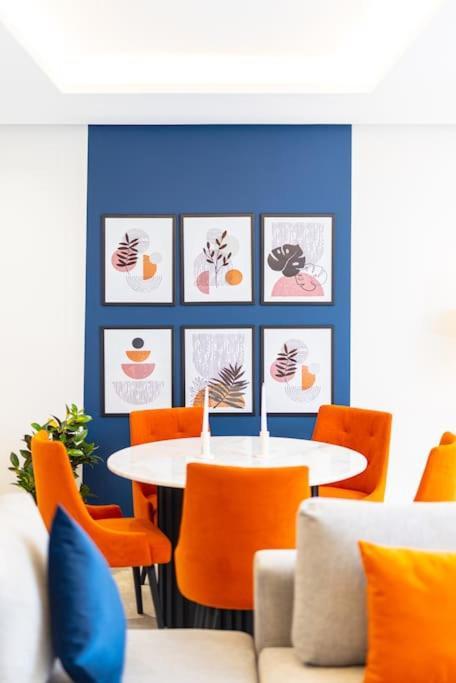 Appartamento Modern 2Br Retreat In Marina Sale Luxury Living Hajja Esterno foto